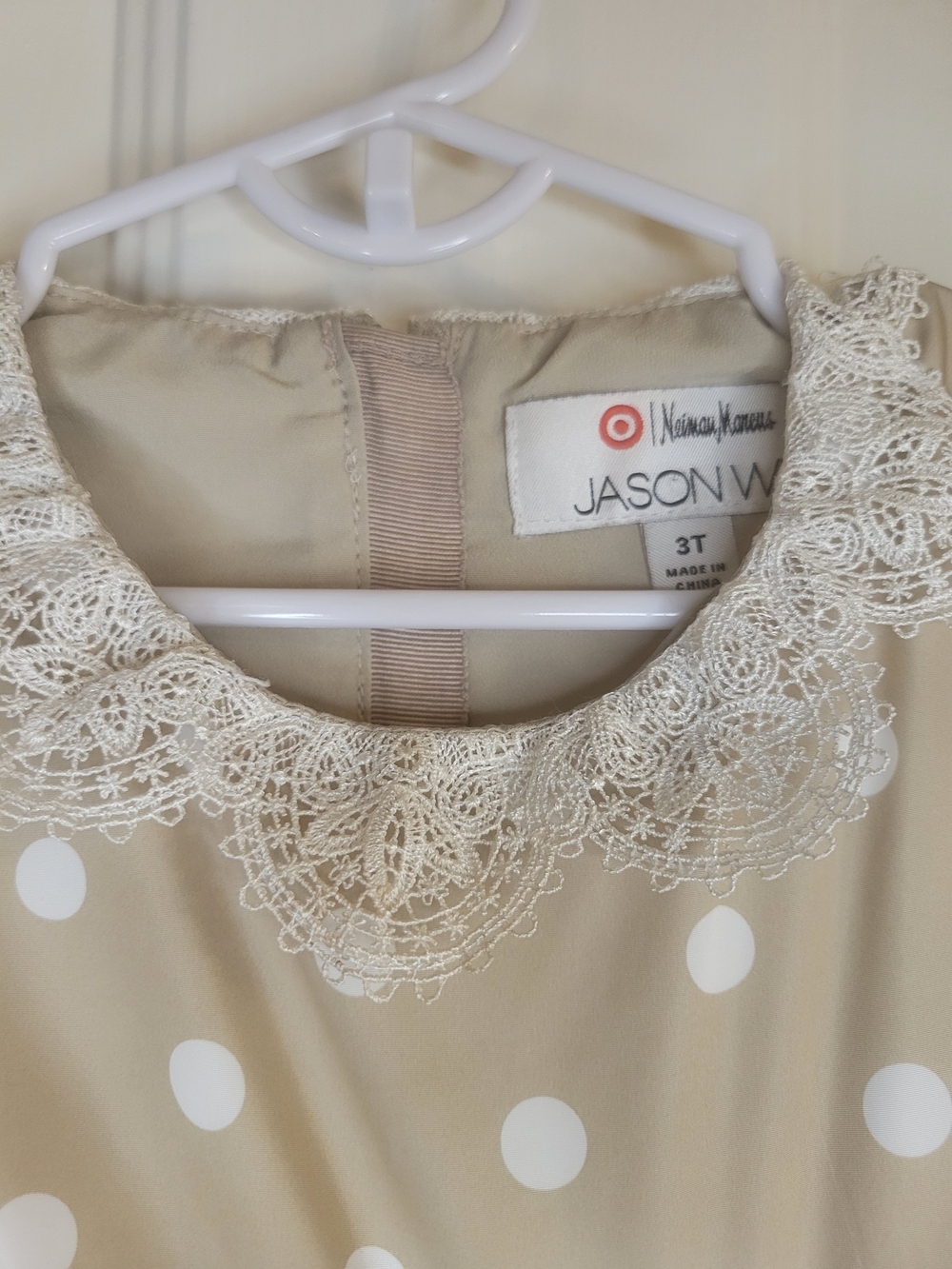 Nieman Marcus Beige Polka Dot Dress with Lace Collar - Picture 4 of 7